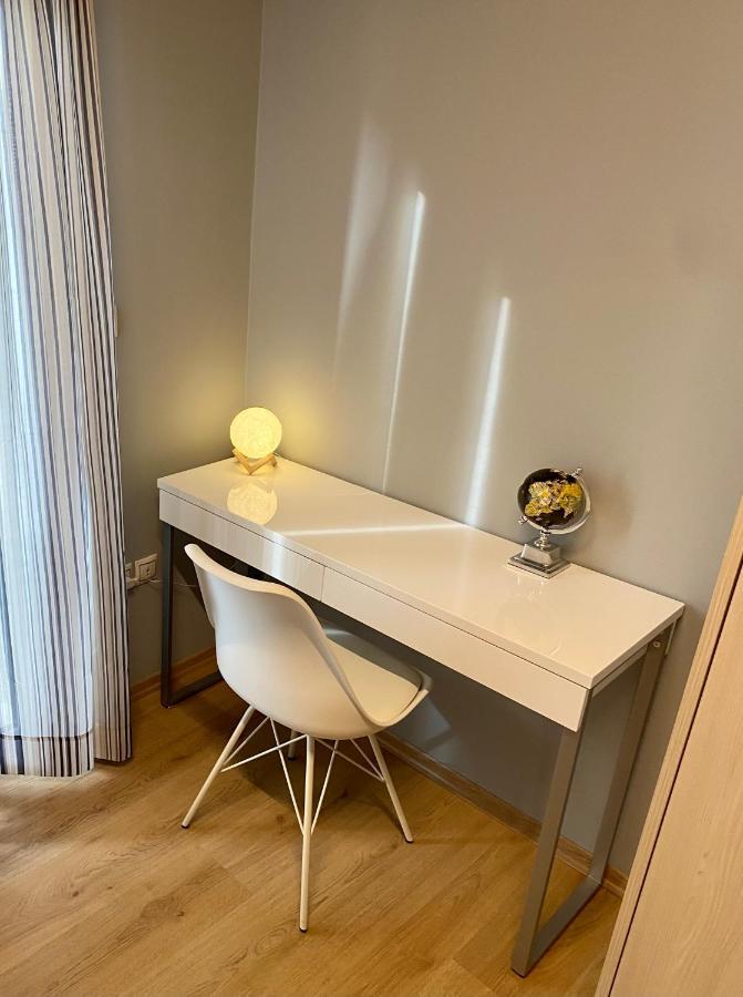 Luxury Suite 10' From The Center 雅典 外观 照片