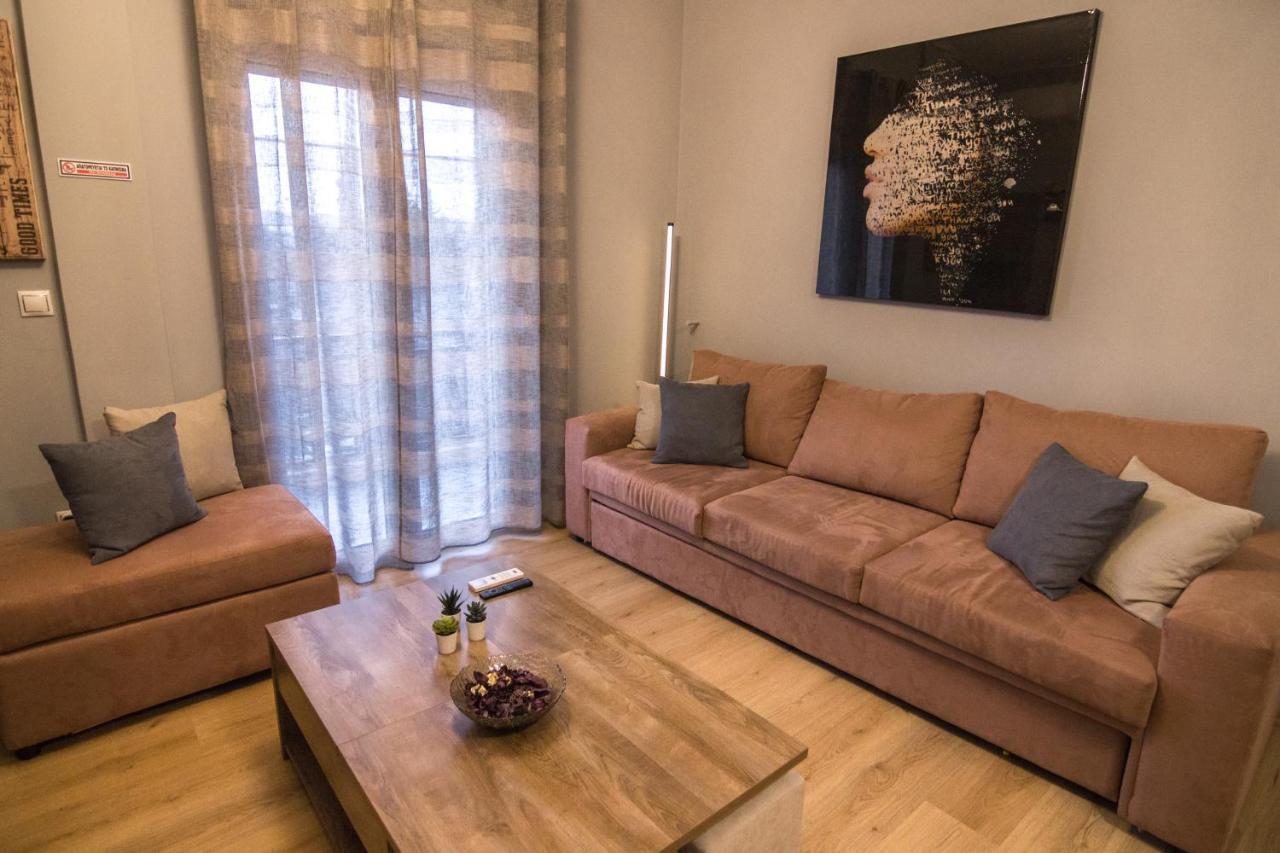 Luxury Suite 10' From The Center 雅典 外观 照片
