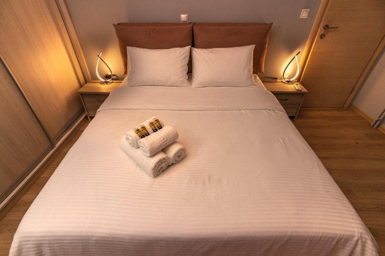 Luxury Suite 10' From The Center 雅典 外观 照片
